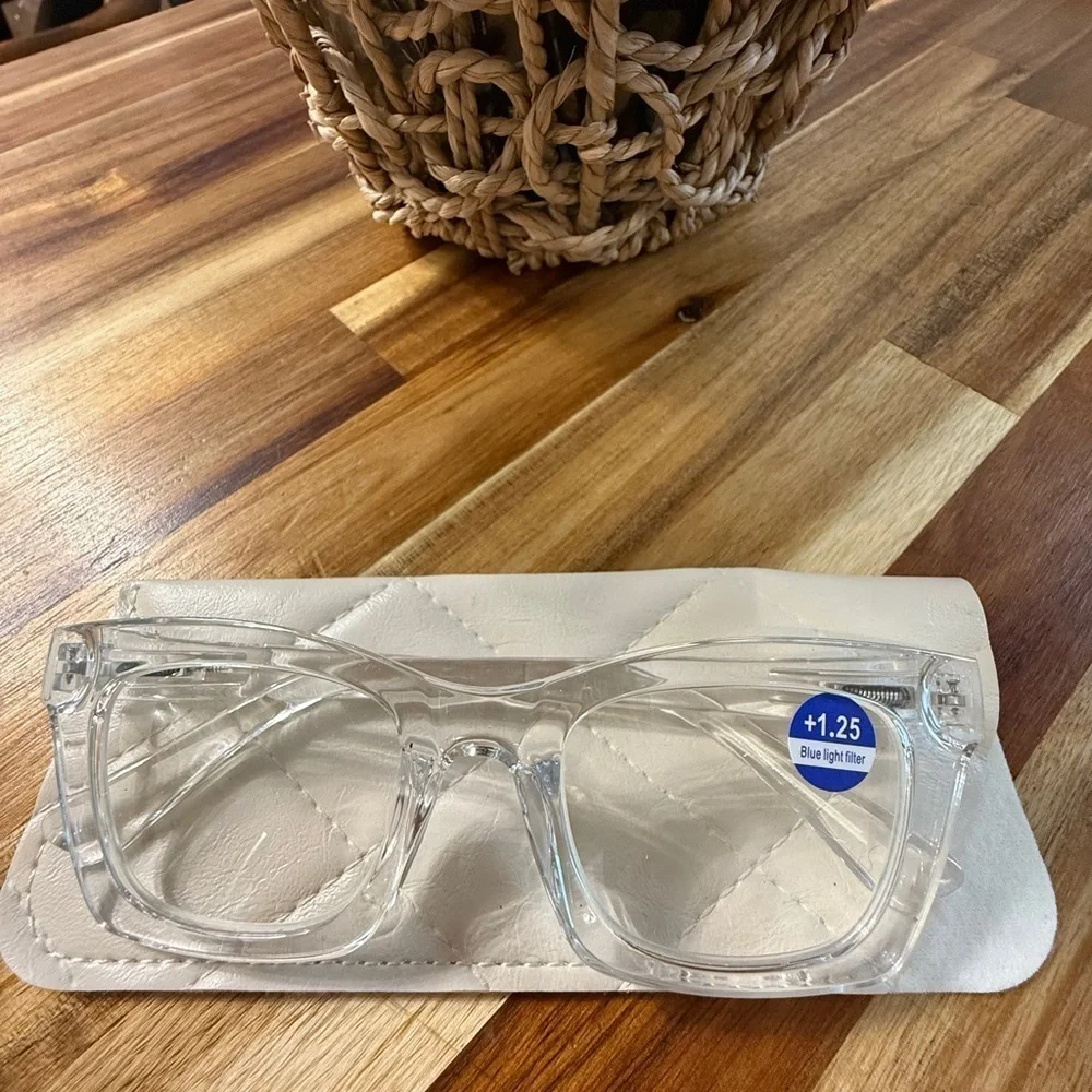 Clear Women's blue light filter Glasses